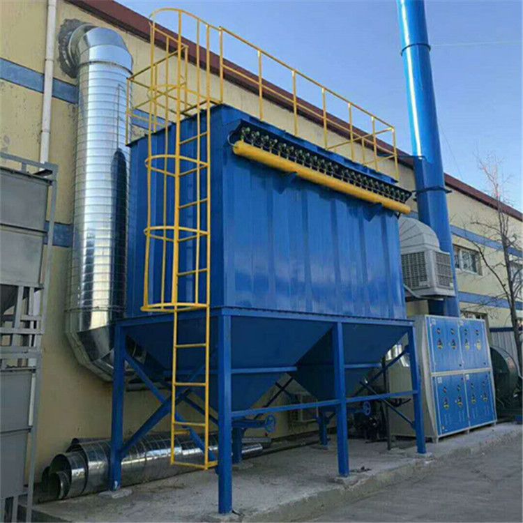 簡要介紹一下脈沖袋式除塵器是怎樣通過振打方式實現清灰效果的？